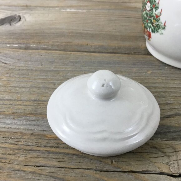 Christmas Tree Stoneware Sugar Bowl With Lid 4.25" Tall Made In China - Picture 5 of 8